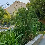 Hedera Estate, Hedera Villa