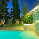 Hedera Estate, Hedera Villa *
