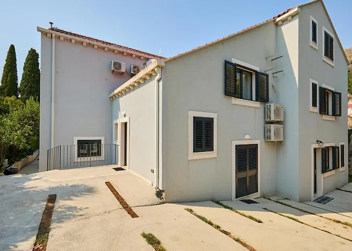 Villa Hedera Estate, Hedera *