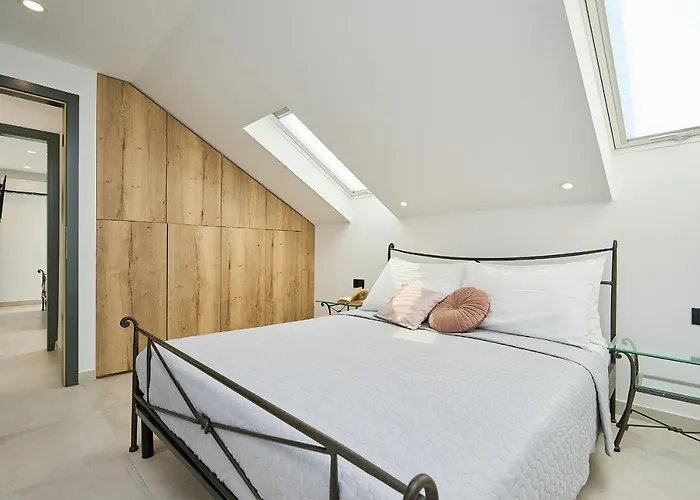 Hedera Estate, Hedera *