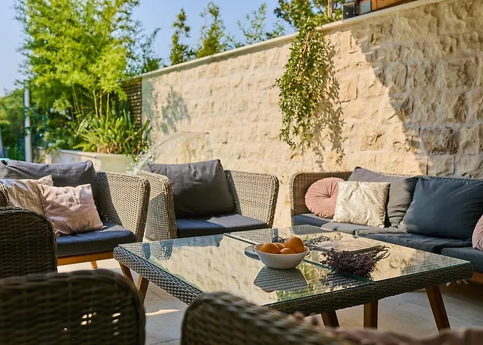Villa Hedera Estate, Hedera Ragusa