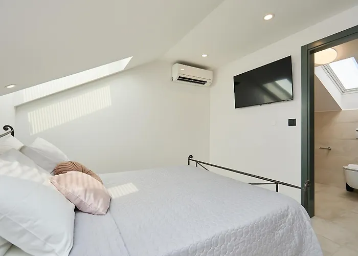 Villa Hedera Estate, Hedera *