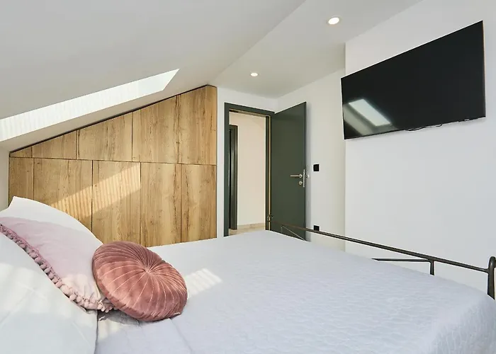 Villa Hedera Estate, Hedera *