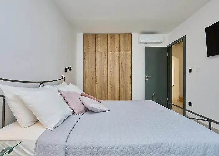 Villa Hedera Estate, Hedera *