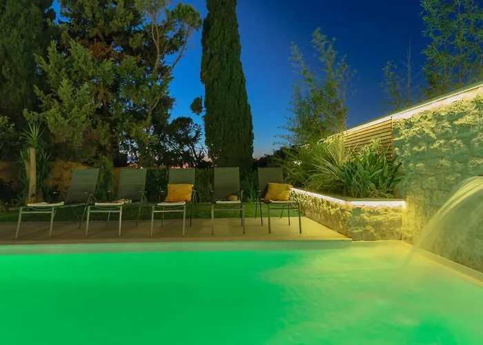 Hedera Estate, Hedera Villa *