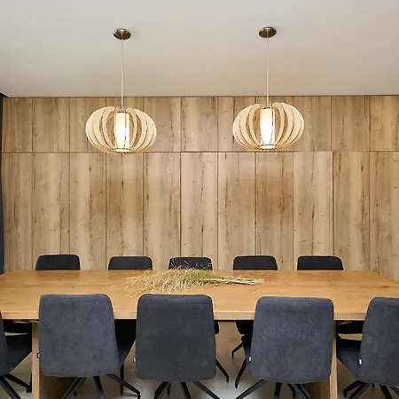 Hedera Estate, Hedera *